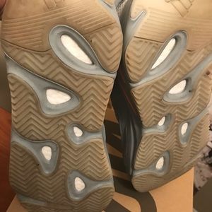 Adidas Yeezy 700 Inertia